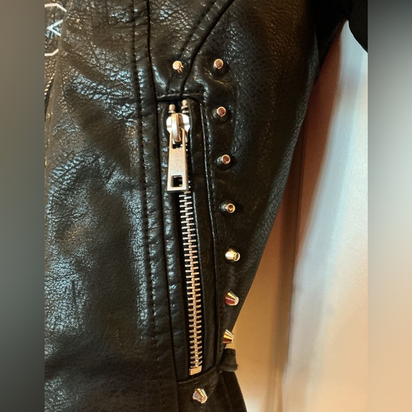 Boutique Black Vegan Leather Moto Jacket with Studded & Zipper Details Small - Picture 10 of 12